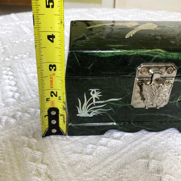 VTG Mother of Pearl Inlay Lacquer Jewelry Music Box Green Birds Mirror 6"x3.5" - Picture 12 of 13